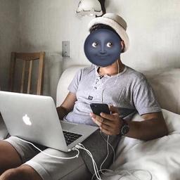 Dmitrys Blog 🌚 Vom Kassierer zum Millionär