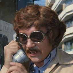 Gerente alegre😃☎️