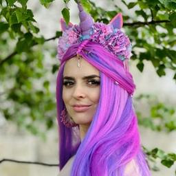 🔮Yulia Lenochkina🪀 Autorin von Bestsellern mit veganen und Rohkostrezepten🍀